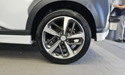 Hyundai Kona 2018, 109847 км, за 8717.16 USD - фото 21