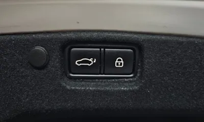 Kia K7 2020, 97252 км, за 10939.63 USD - фото 20
