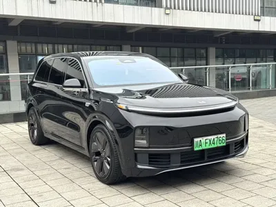Li Auto Li L9 2024, 39000 км, за 37344.77 USD