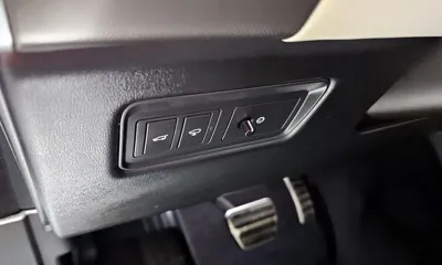 Land Rover Range Rover Sport 2016, 58713 км, за 24039.1 USD - фото 15