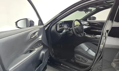 Toyota Crown 2025, 30354 км, за 31384.2 USD - фото 10