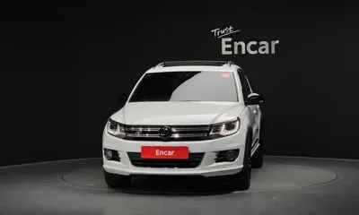 Volkswagen Tiguan 2015, 79515 км, за 9518.18 USD