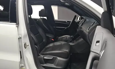 Volkswagen Tiguan 2015, 79515 км, за 9518.18 USD - фото 10