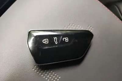 Volkswagen ID.4 X 2021, 45400 км, за 16146 USD - фото 28