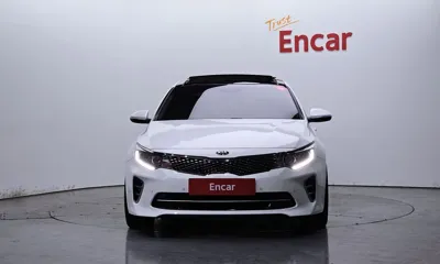 Kia K5 2016, 105649 км, за 7280.76 USD