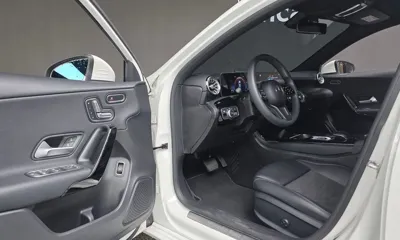 Mercedes-Benz A-Class 2020, 37831 км, за 14562.9 USD - фото 11