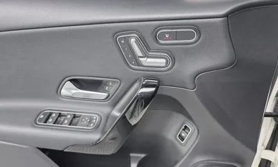 Mercedes-Benz A-Class 2020, 37831 км, за 14562.9 USD - фото 12