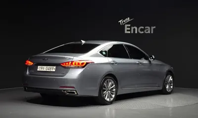 Hyundai Genesis 2016, 95760 км, за 7090.82 USD