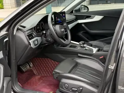 Audi A4L 2023, 61800 км, за 21777.09 USD - фото 6