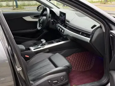 Audi A4L 2023, 61800 км, за 21777.09 USD - фото 8