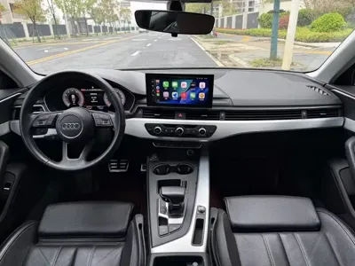 Audi A4L 2023, 61800 км, за 21777.09 USD - фото 9