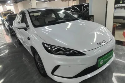 BYD Seal 05 DM-i 2025, 7000 км, за 14296 USD