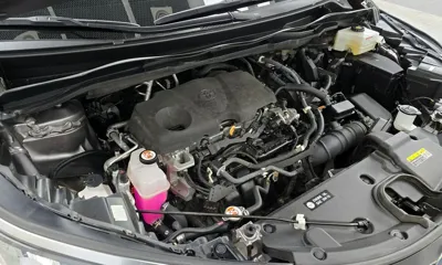 Toyota Sienna 2022, 72166 км, за 26847.84 USD - фото 6