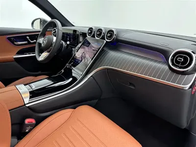 Mercedes-Benz GLC 2025, 8000 км, за 42054.36 USD - фото 16