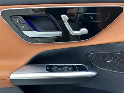 Mercedes-Benz GLC 2025, 8000 км, за 42054.36 USD - фото 25