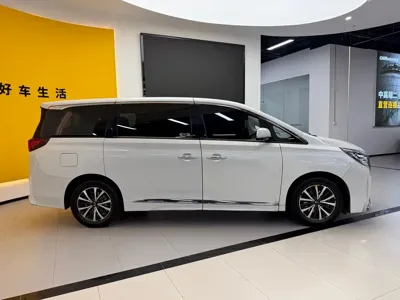 GAC Motor Trumpchi M8 2023, 63000 км, за 14305.84 USD