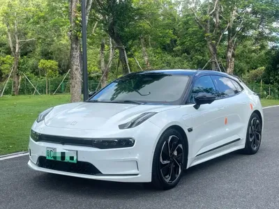 Zeekr 001 · 2022 год