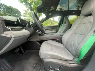 Zeekr 001 2022, 75000 км, за 20659.1 USD