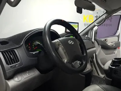 Hyundai Starex 2012, 228000 км, за 2604.67 USD - фото 9