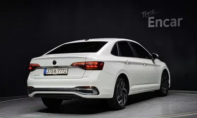 Volkswagen Jetta 2023, 41997 км, за 16093 USD