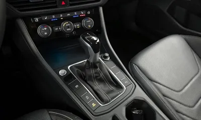 Volkswagen Jetta 2023, 41997 км, за 16093 USD - фото 9
