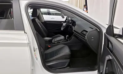 Volkswagen Jetta 2023, 41997 км, за 16093 USD - фото 11