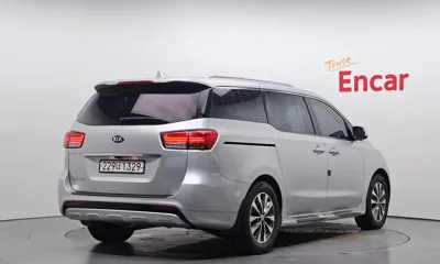 Kia Canival 2017, 126837 км, за 7020.73 USD
