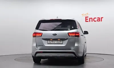 Kia Canival 2017, 126837 км, за 7020.73 USD