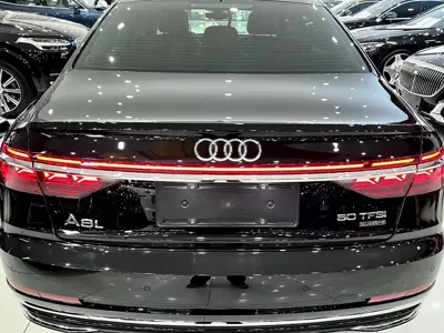 Audi A8 2024, 36000 км, за 73276.98 USD