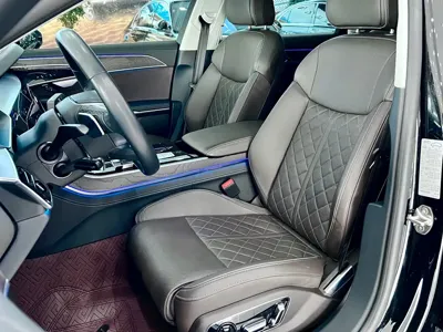 Audi A8 2024, 36000 км, за 73276.98 USD - фото 6