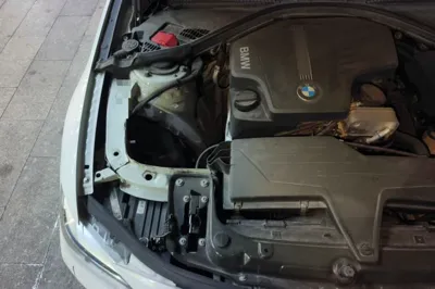 BMW 3 Series 2014, 80900 км, за 8245 USD - фото 23