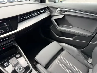 Audi A3 2023, 19000 км, за 22777.66 USD - фото 9