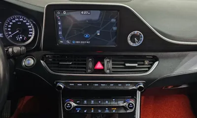 Hyundai Grandeur 2017, 225176 км, за 4683.84 USD - фото 12
