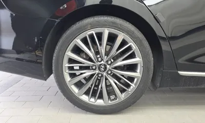 Hyundai Grandeur 2018, 126454 км, за 8791.65 USD