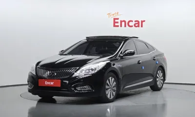 Hyundai Grandeur · 2015 год