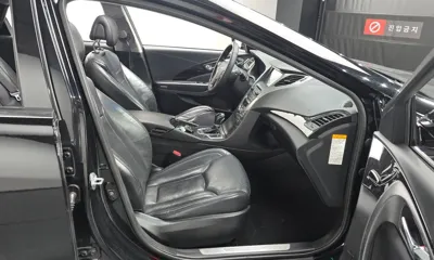 Hyundai Grandeur 2015, 109389 км, за 5451.92 USD - фото 10