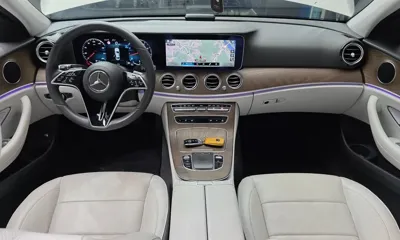 Mercedes-Benz E-Class 2022, 81119 км, за 24156.49 USD - фото 7
