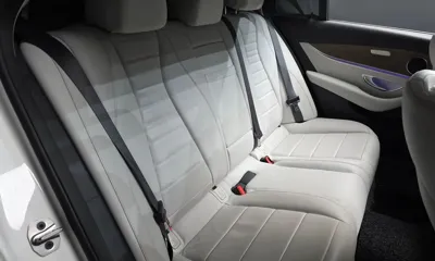 Mercedes-Benz E-Class 2022, 81119 км, за 24156.49 USD - фото 11