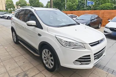Ford Kuga 2015, 114500 км, за 6279 USD