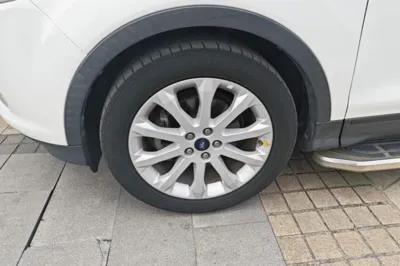Ford Kuga 2015, 114500 км, за 6279 USD - фото 10