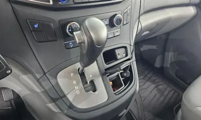 Hyundai Starex 2016, 11649 км, за 10596.11 USD - фото 9