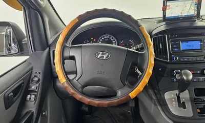 Hyundai Starex 2016, 11649 км, за 10596.11 USD - фото 13
