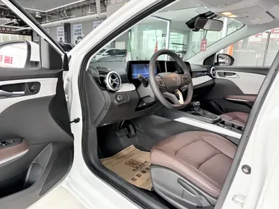 Chevrolet Monza 2023, 19000 км, за 8958.43 USD