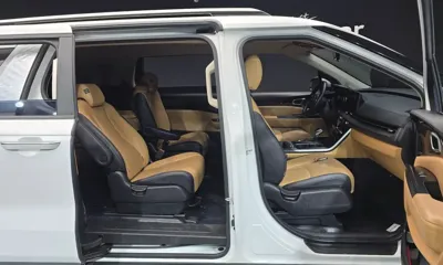 Kia Canival 2023, 57054 км, за 18350.44 USD - фото 10
