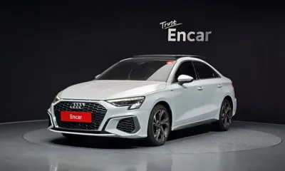 Audi A3 · 2023 год
