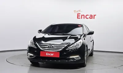 Hyundai Sonata 2013, 153300 км, за 2953.92 USD