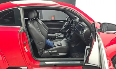 Volkswagen Beatle 2013, 49989 км, за 8079.46 USD - фото 11