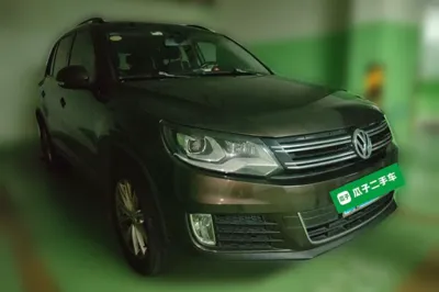 Volkswagen Tiguan 2013, 196600 км, за 5800 USD