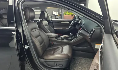 Hyundai Grandeur 2018, 35099 км, за 10437.18 USD - фото 10