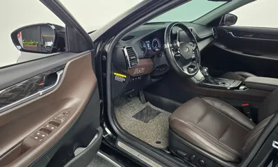 Hyundai Grandeur 2018, 35099 км, за 10437.18 USD - фото 11